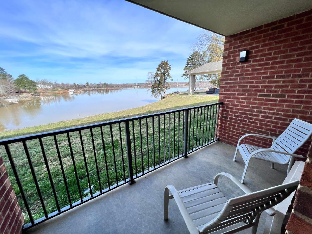 Clarion Pointe On The Lake Clarksville - South Hill West Εξωτερικό φωτογραφία